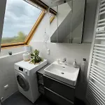 105 Qm Neues Klimatisiertes Fuer Familien Privater Parkplatz Daire *