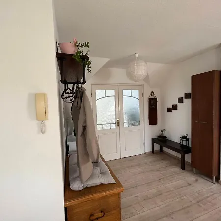 Appartamento 105 Qm Neues Klimatisiertes Fuer Familien Privater Parkplatz Chemnitz