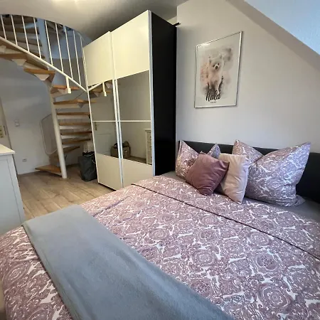 105 Qm Neues Klimatisiertes Fuer Familien Privater Parkplatz Apartmán