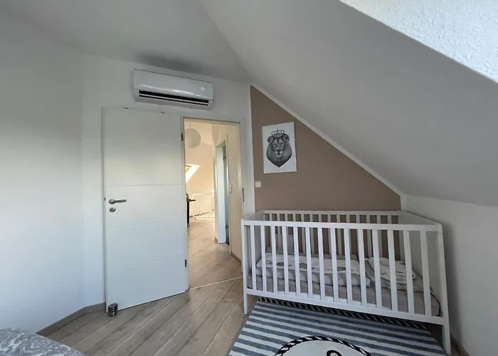 105 Qm Neues Klimatisiertes Fuer Familien Privater Parkplatz 公寓 *